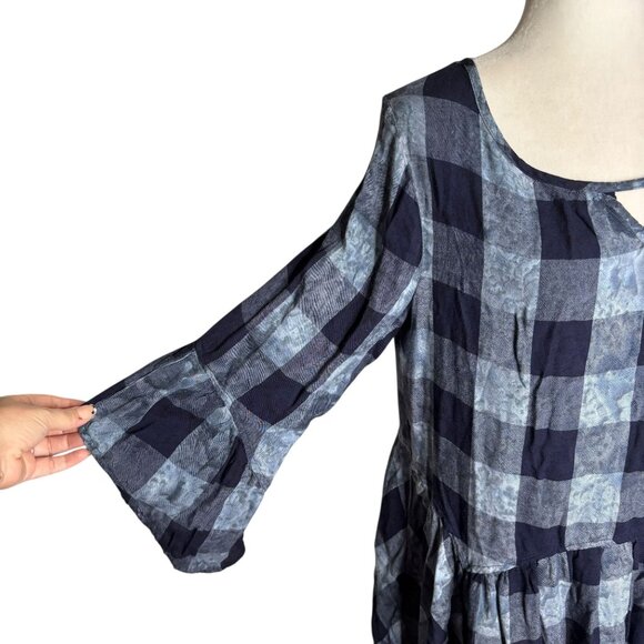One World Plaid Tunic Top Ruffle Hem Medium Blue Bell Sleeves Keyhole Back - Picture 3 of 8